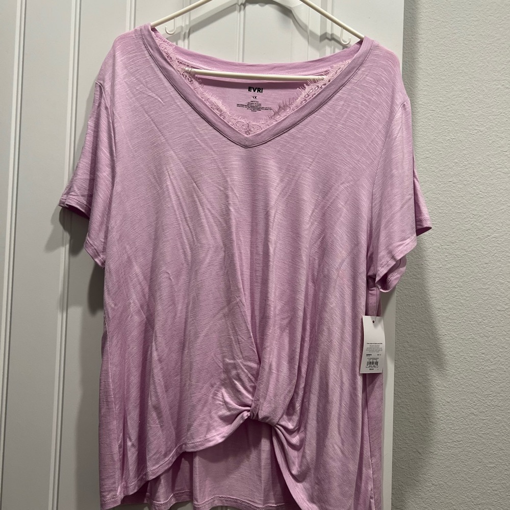 NEW WITH TAGS!  Lavender EVRI Shirt, Size 1x